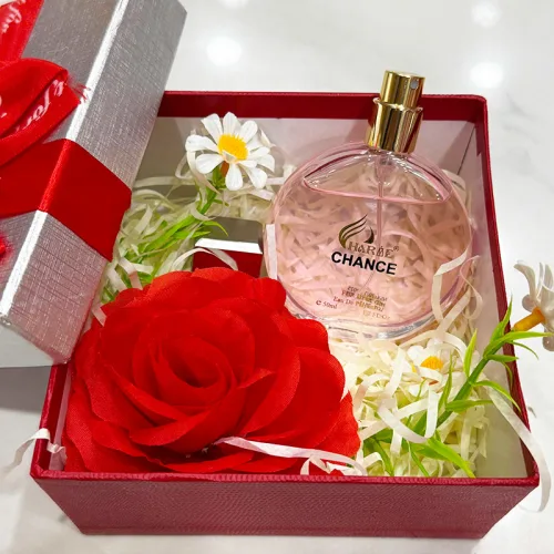 Chỗ sỉ set Hộp Quà Tặng Nước Hoa Nữ Charme Chance Hồng 50ml - Hộp Hoa Rơm Nhiều Màu