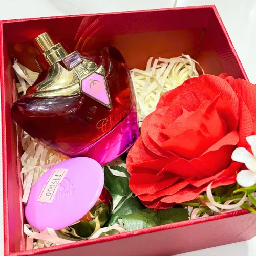 Chuyên sỉ set Hộp Quà Tặng Nước Hoa Nữ Good Charme Charm 50ml - Hộp Hoa Rơm Nhiều Màu