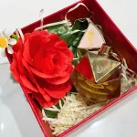 Nguồn hàng sỉ set Hộp Quà Tặng Nước Hoa Nữ Good Charme Princess 50ml - Hộp Hoa Rơm Nhiều Màu