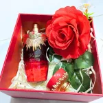 Hộp quà hoa rơm nhiều màu kèm nước hoa nữ Good Charme Royal 50ml