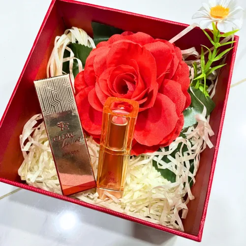 Set quà son dưỡng môi Embisu Glowp Lip Tint, hộp hoa rơm nhiều màu