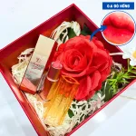 Set quà son dưỡng môi Embisu Glowp Lip Tint, hộp hoa rơm nhiều màu