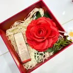 Set quà son dưỡng môi Embisu Glowp Lip Tint, hộp hoa rơm nhiều màu