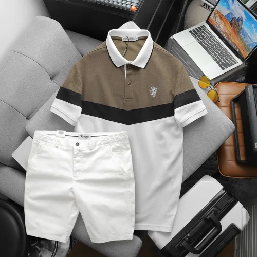 Bộ nam Polo ba màu thêu logo ngực kèm quần short kaki