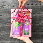 Bộ quà tặng dầu gội và dầu xả Palmolive Naturals Silky Straight màu tím