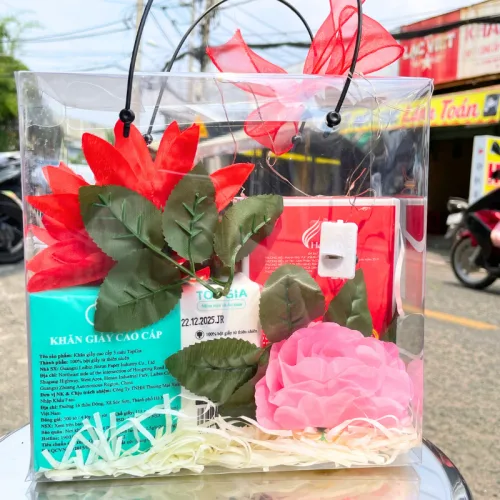 Chuyên sỉ set Quà Tặng Nước Hoa Nữ Charme Very Good Girl Xịt Có Kim Tuyến 100ml Hương Thơm Ngọt Ngào Quyến Rũ - Túi Trong Vuông Có Đèn Đom Đóm Lót Giấy Rơm Thắt Nơ Xinh Xắn Nhiều Màu