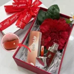 Shop sỉ set Quà Tặng Son Môi Bebe Lip Màu Đỏ Cam - Son Môi Kem Bóng Lì Bebe Lip Chính Hãng - Hộp Chữ Nhật Nhỏ Hoa Rơm Nhiều Màu