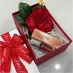 Shop sỉ set Quà Tặng Son Môi Bebe Lip Màu Đỏ Cam - Son Môi Kem Bóng Lì Bebe Lip Chính Hãng - Hộp Chữ Nhật Nhỏ Hoa Rơm Nhiều Màu