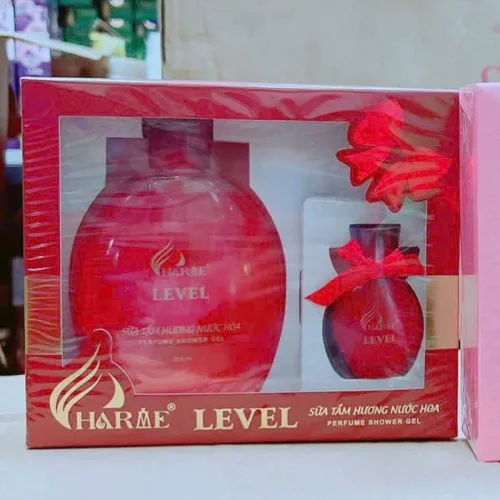 Nguồn hàng sỉ set Quà Tặng Sữa Tắm Nước Hoa Charme Level 250ml + Nước Hoa Charme Level