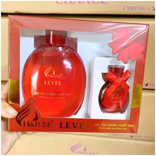 Nguồn hàng sỉ set Quà Tặng Sữa Tắm Nước Hoa Charme Level 250ml + Nước Hoa Charme Level