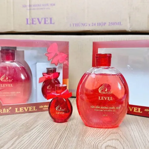 Nguồn hàng sỉ set Quà Tặng Sữa Tắm Nước Hoa Charme Level 250ml + Nước Hoa Charme Level