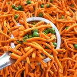 Snack thập cẩm que đậu thơm ngon, đóng túi zip 500g