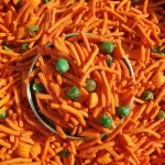 Snack thập cẩm que đậu thơm ngon, đóng túi zip 500g