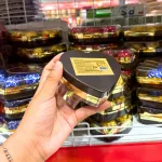 Socola HONGYA Golden Chocolate hình tim 3 màu, 3 viên 31.5g