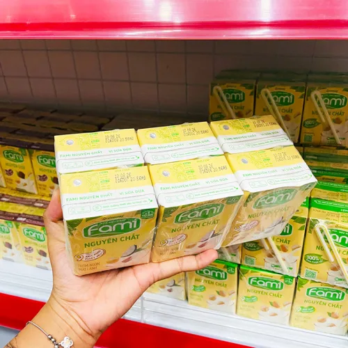 Shop sỉ sữa Đậu Nành FAMI Vị Sữa Dừa Lốc 6 Hộp (200ml/Hộp)