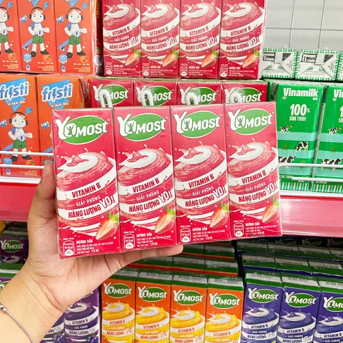 Chỗ sỉ sữa Chua Uống Yomost Vị Dâu Lốc 4 Hộp (170ml/Hộp)