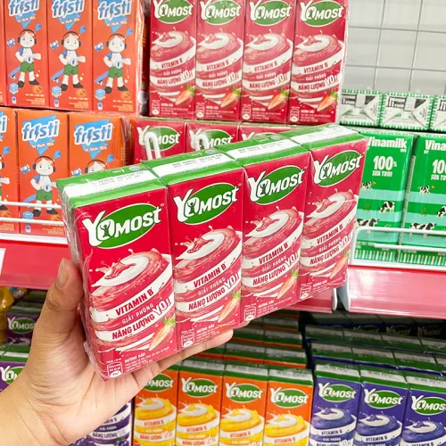 Chỗ sỉ sữa Chua Uống Yomost Vị Dâu Lốc 4 Hộp (170ml/Hộp)