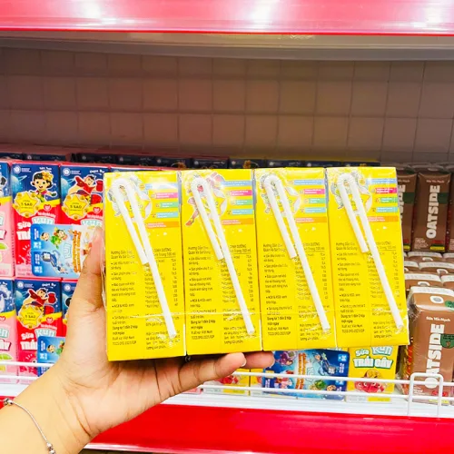 Sữa Dinh Dưỡng KUN Vị Trái Cây Nhiệt Đới, Lốc 4 Hộp 180ml