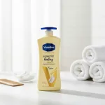 Shop sỉ sữa Dưỡng Thể Vaseline Intensive Care Essential Healing Màu Vàng 725ml Phiên Bản Mới - Hàng Xách Tay