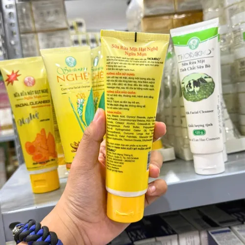 Thorakao Sữa Rửa Mặt Hạt Nghệ Ngừa Mụn, Tuýp 100g