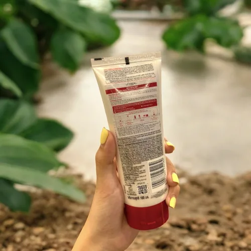 Sữa Rửa Mặt Tạo Bọt Revitalift Loreal Paris 100ml