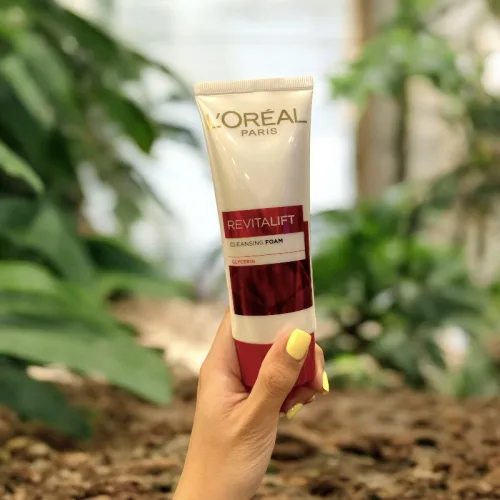 Sữa Rửa Mặt Tạo Bọt Revitalift Loreal Paris 100ml