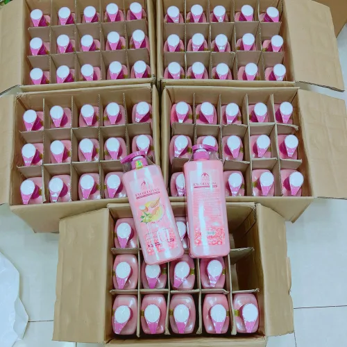 Shop sỉ sữa Tắm Cho Nữ Tẩy Tế Bào Da Chết Charme Exfoliating Hạt Hạnh Nhân Hương Nước Hoa Pháp 900ml