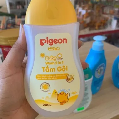 Pigeon sữa tắm gội cho bé hương hoa hướng dương 200ml