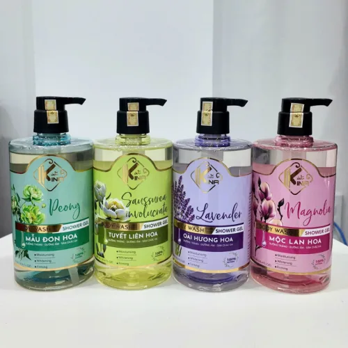 Sữa tắm Kina Labo Lavender Oải Hương 900ml kèm bông tắm