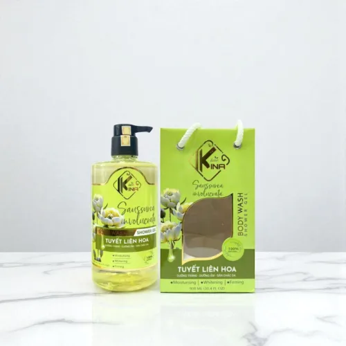 Shop sỉ sữa Tắm Kina Hương Nước Hoa Tuyết Liên 900ml - Hỗ Trợ Cấp Ẩm Dưỡng Sáng Da Mịn Màng - Tặng Kèm 1 Bông Tắm