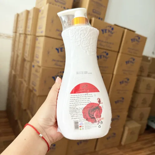 Nơi lấy sỉ sữa Tắm Nước Hoa Yeyu Star Hương Salome 1000ml