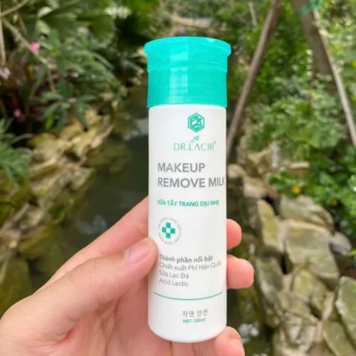 Sữa tẩy trang Makeup Remove Milk của Dr Lacir, dung tích 120ml