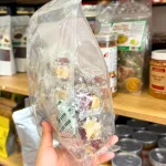Chỗ sỉ táo Đỏ Kẹp Hạt Điều Túi Zip 300g