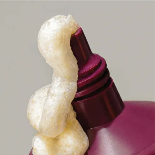 Cocoon Tẩy Da Chết Da Đầu Chiết Xuất Bồ Kết 200ml
