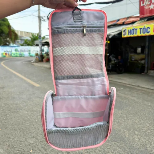 Túi mỹ phẩm Ma Chérie màu hồng, thiết kế dạng hộp
