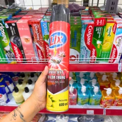 Chai Xịt Côn Trùng LIX Hương Chanh Màu Đỏ 600ML