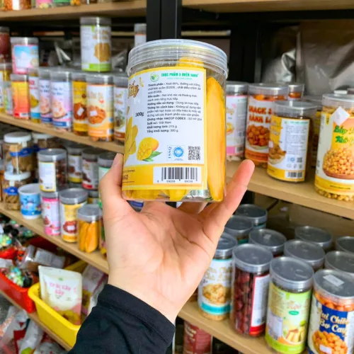 Xoài sấy dẻo thơm ngon đóng hũ Pet, khối lượng 300g