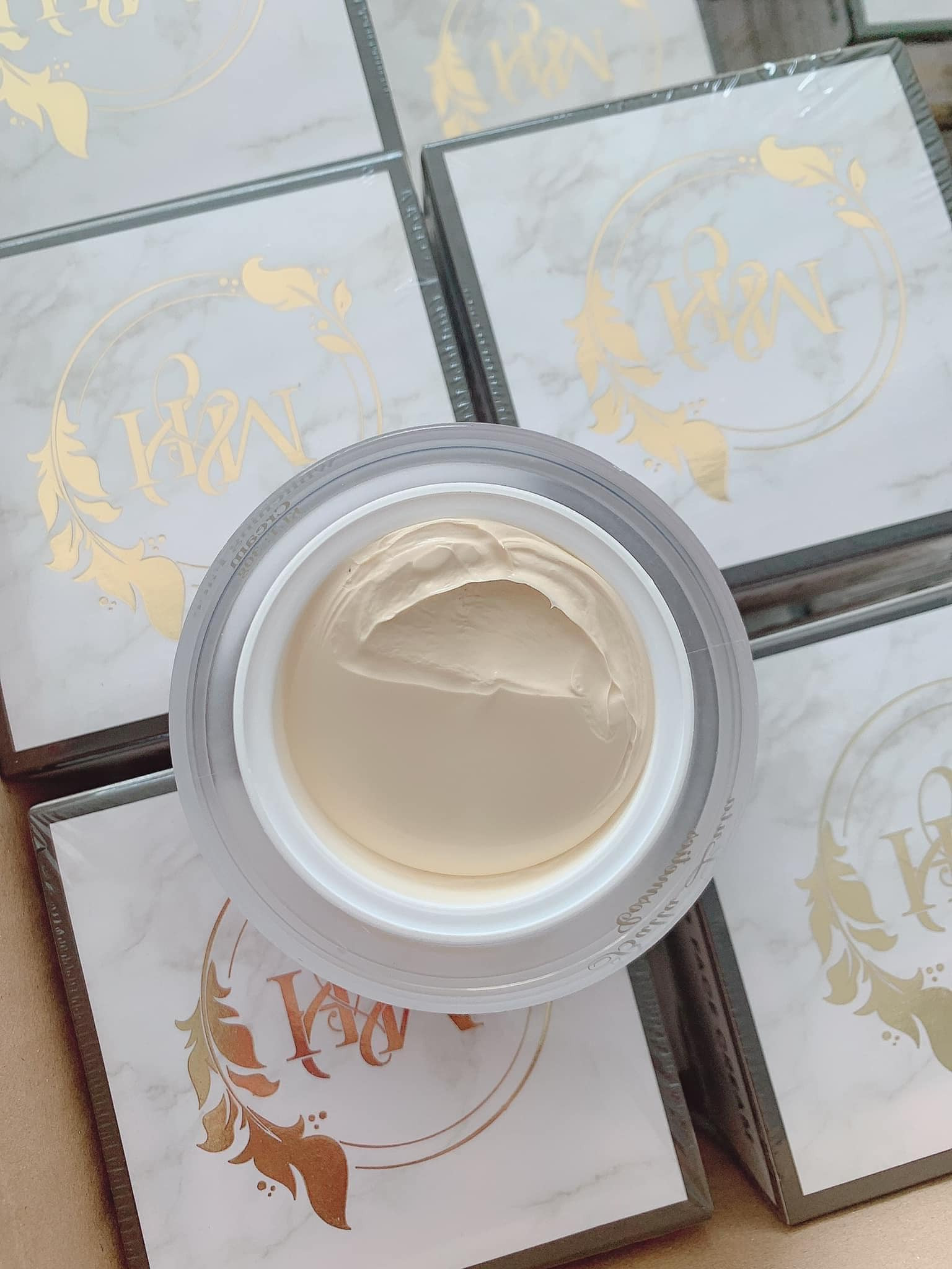 Kem Face Nâng Cơ Balla Luta Whitening Face Cream