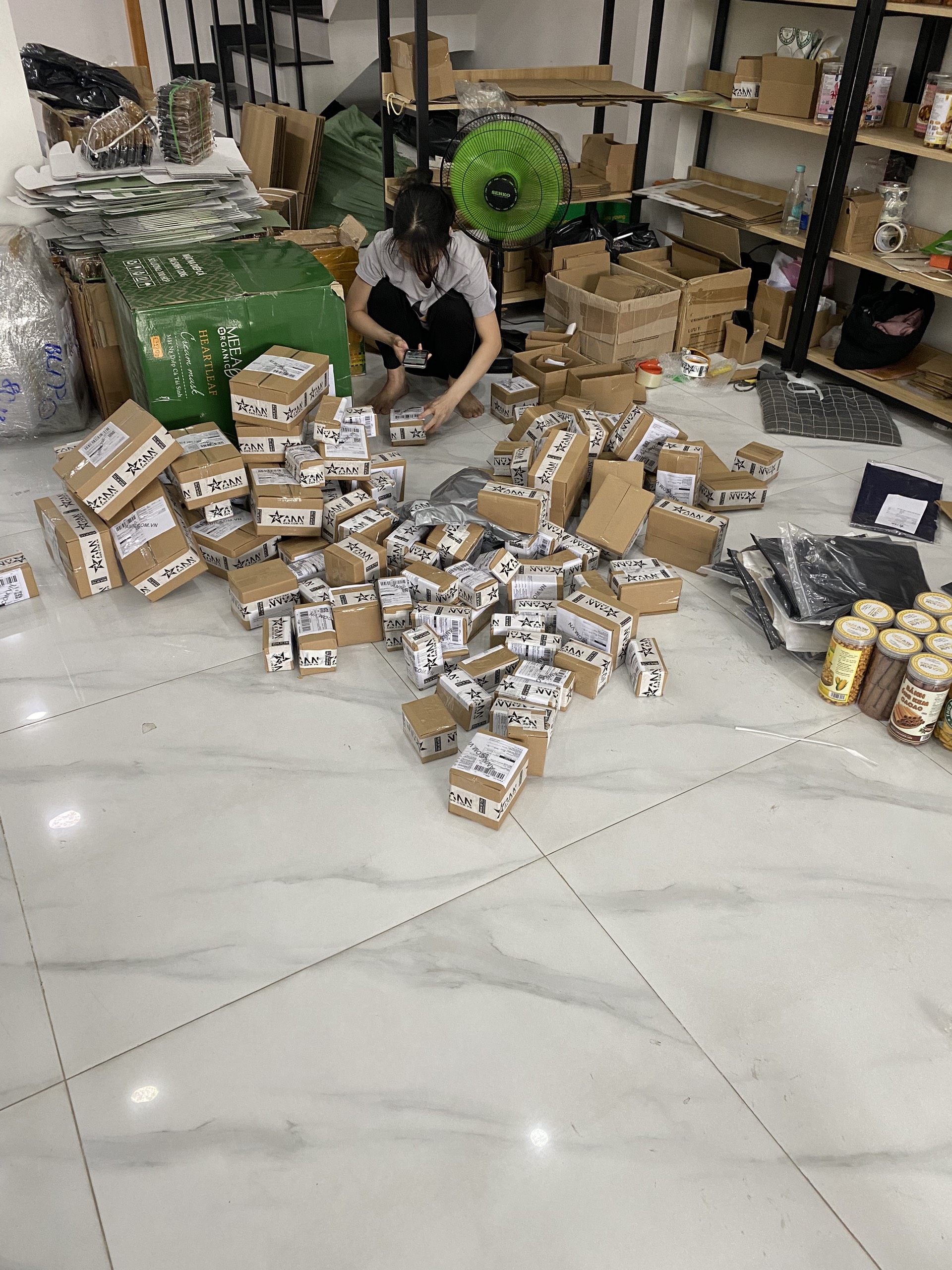 Hàng về nhiều lắm chị em mình tranh thủ chốt đơn liền nha.