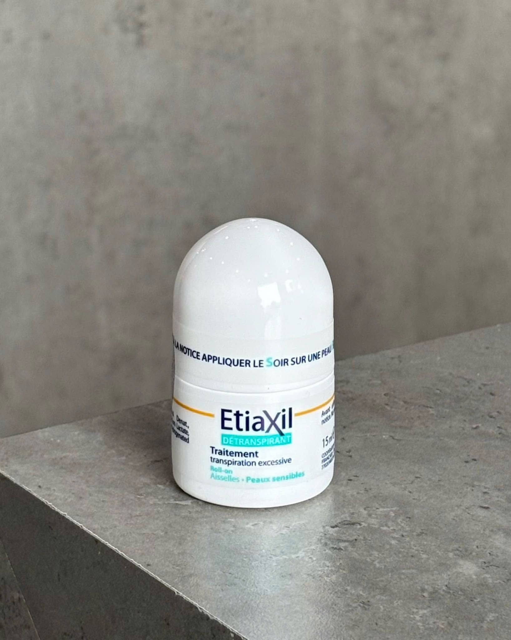 Lăn khử mùi Etiaxil traitement transpiration excessive