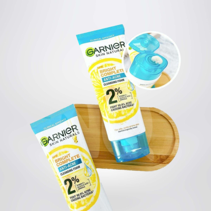 Sữa Rửa Mặt Garnier Ngừa Mụn Sáng Da Bright Anti-Acne 100ml
