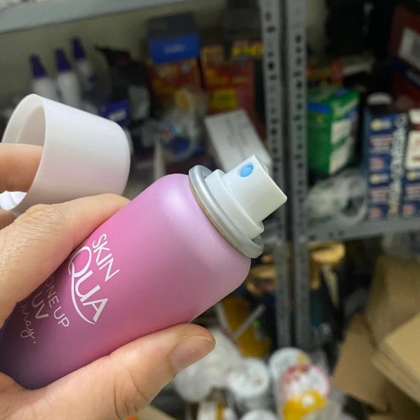 Xịt Chống Nắng Skin Aqua Tone Up UV Spray SPF50+ PA++++ 70g