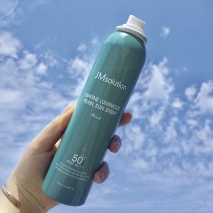 Xịt chống nắng đa năng Jm Solution Marine Luminous Pearl Sun Spray Pearl 180ml