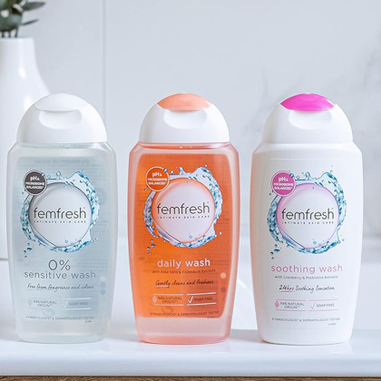 Dung Dịch Vệ Sinh Phụ Nữ Femfresh Dành Cho Mọi Loại Da 250ml
