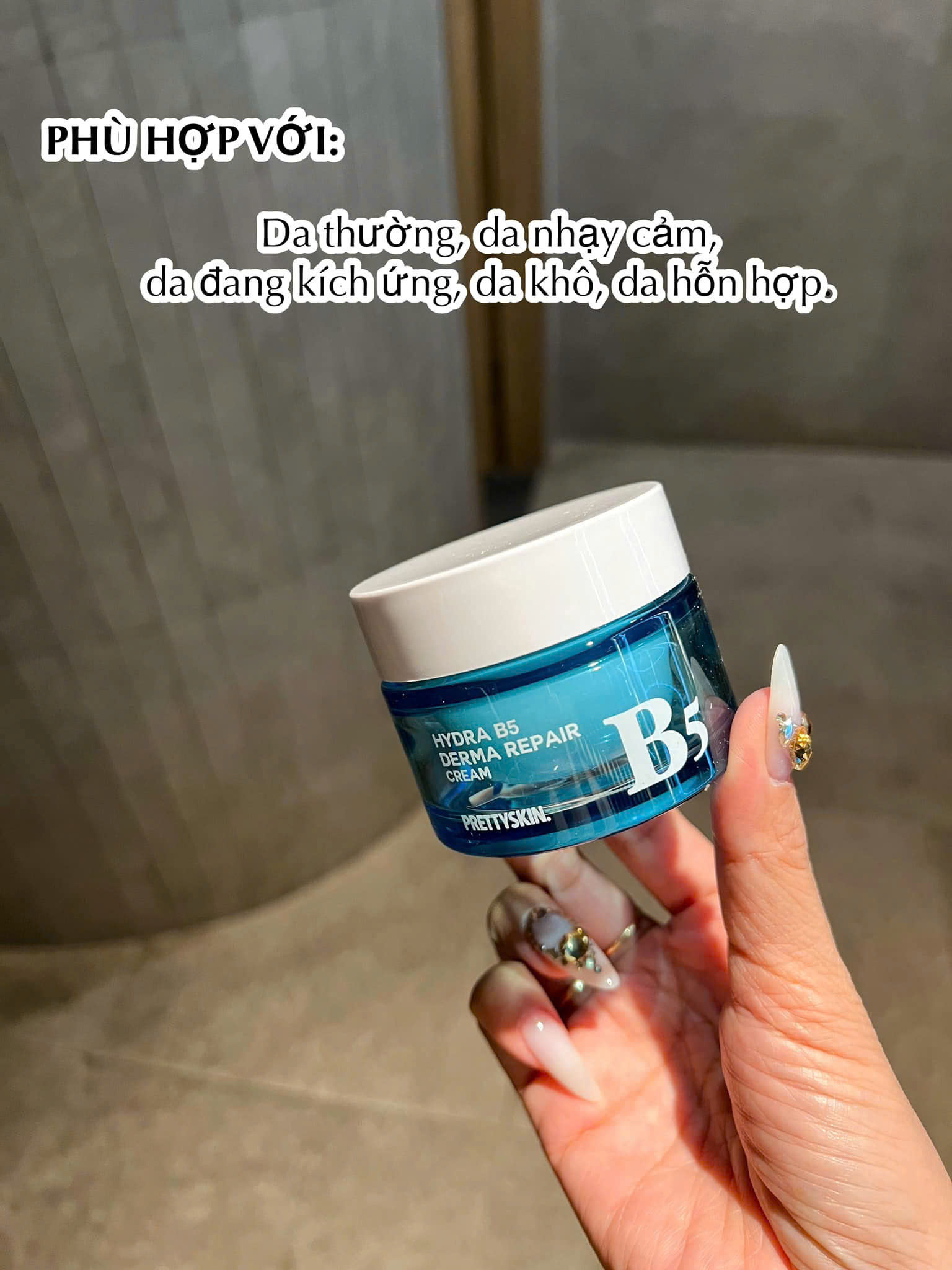 Kem dưỡng Pretty Skin Hydra B5 Derma Repair Cream