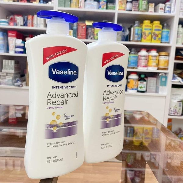 Sữa vaseline  Advanced Repair 725ml dưỡng thể trắng da