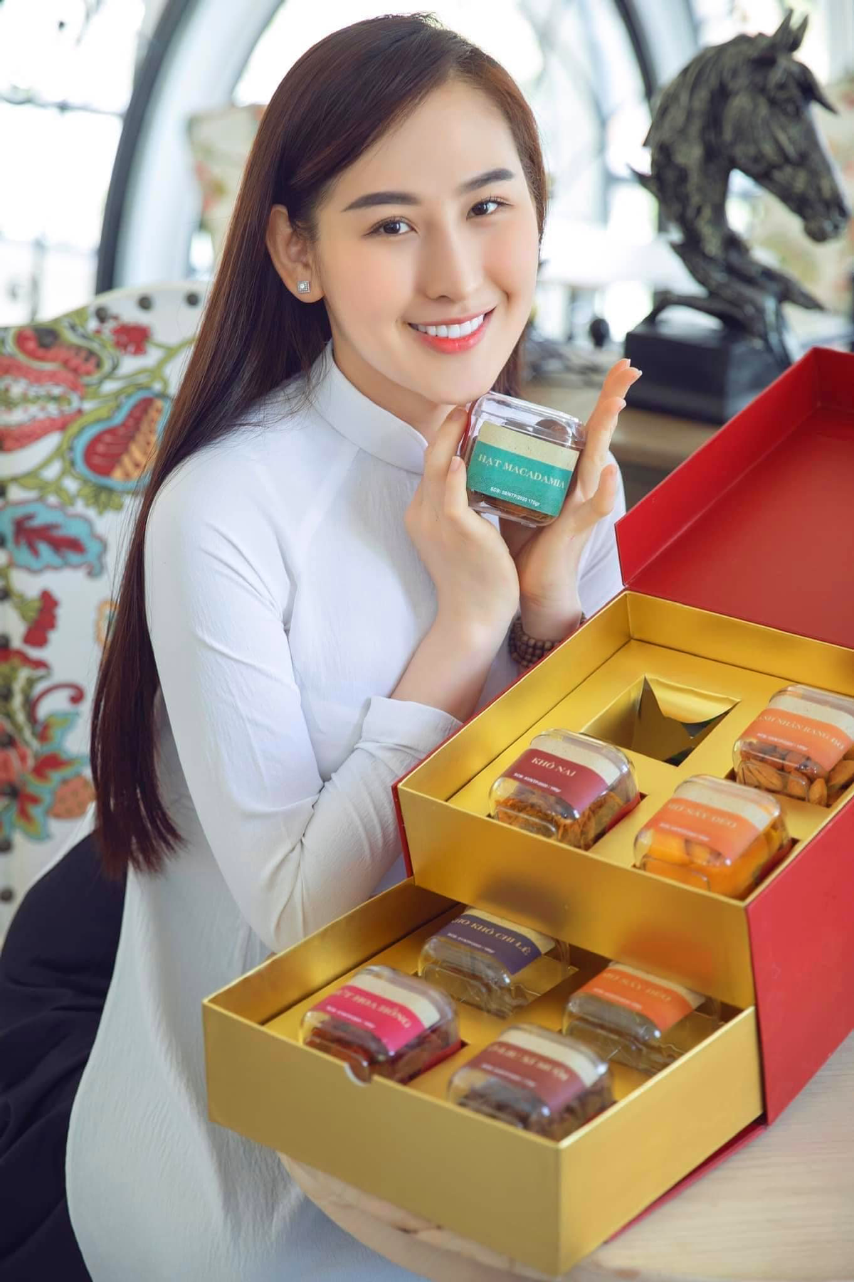 Xuân Chúc Thịnh Vượng – Tết Trao Yêu Thương