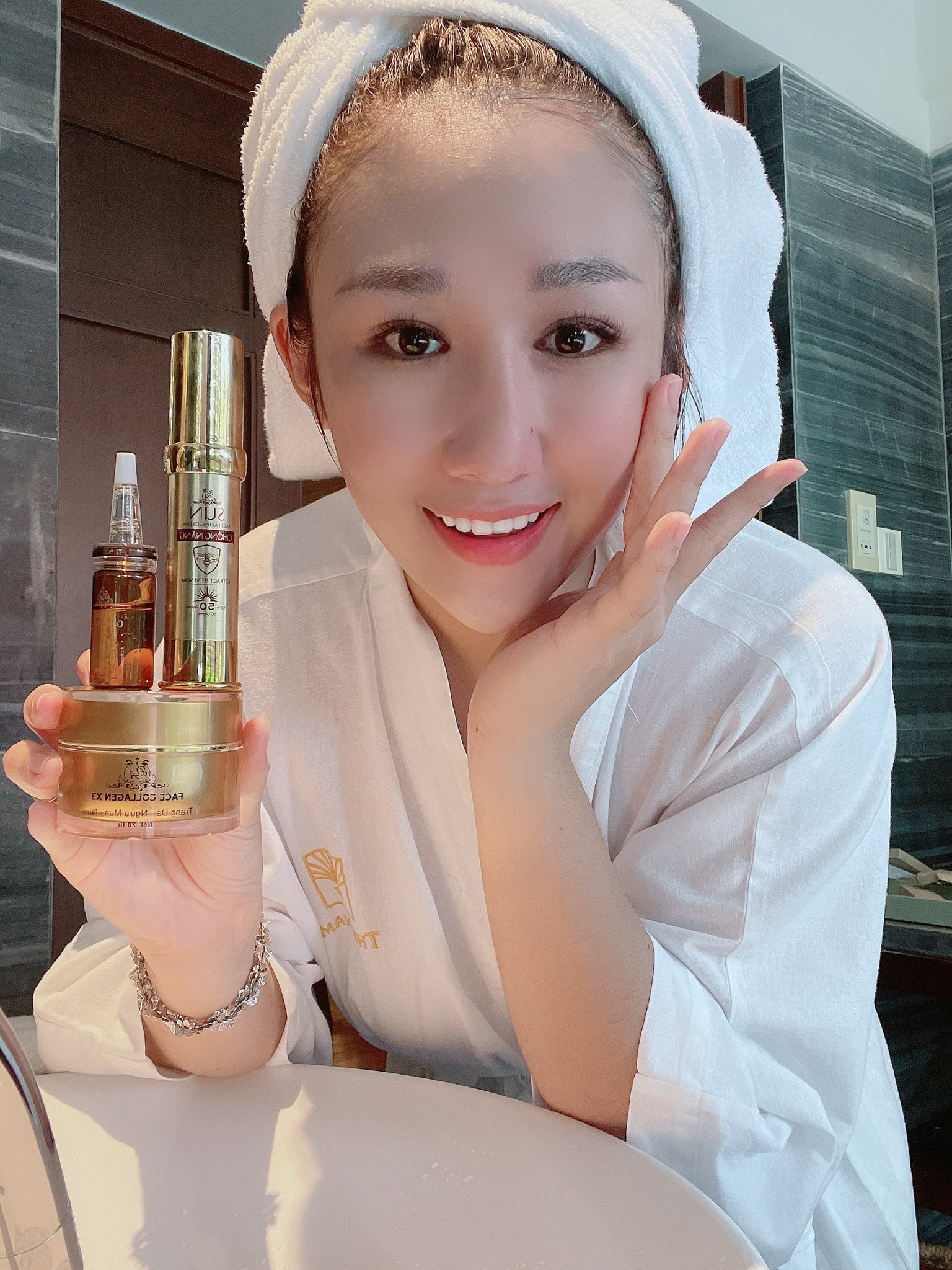Chăm sóc cho da mặt mình chỉ với 3 bước thật đơn giản cùng Mỹ Phẩm Đông Anh