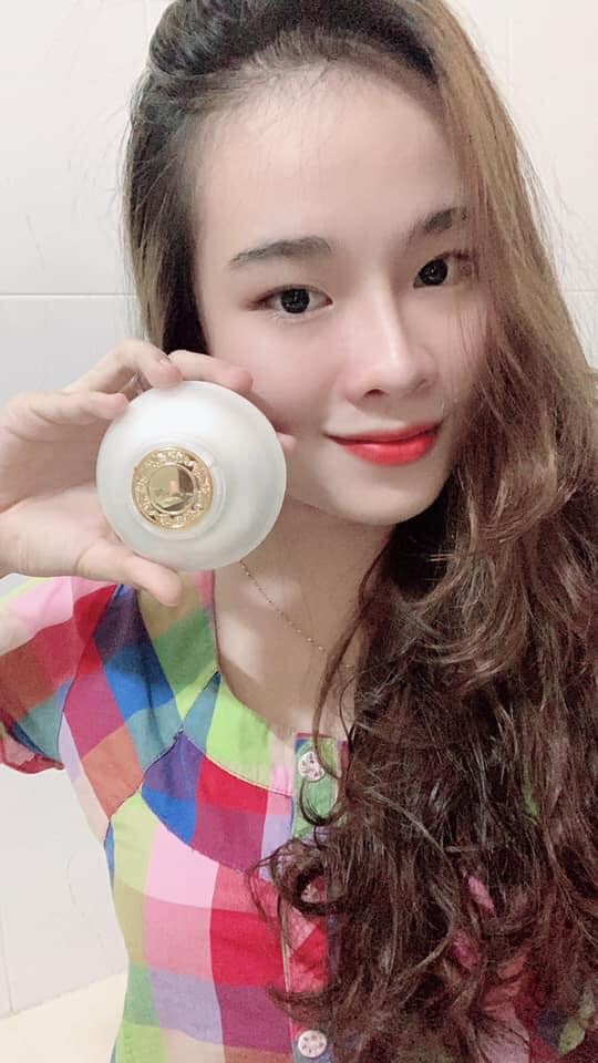 Sử dụng kem  face pháp A Cosmetics bí quyết để có làn da bóng mịn
