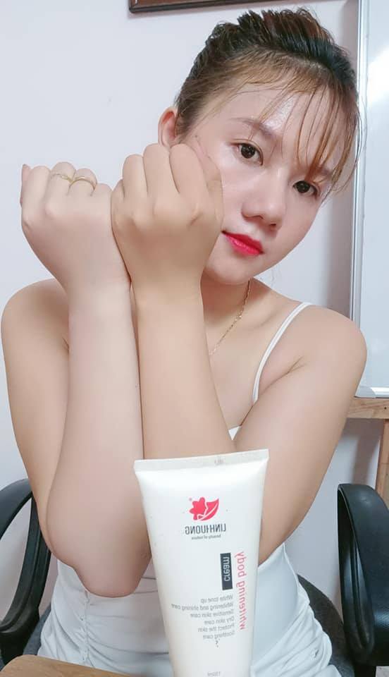 Muốn da trắng sáng, mịn màng chắc chắn bạn không thể qua siêu phẩm Whitening Body Cream LINH HƯƠNG